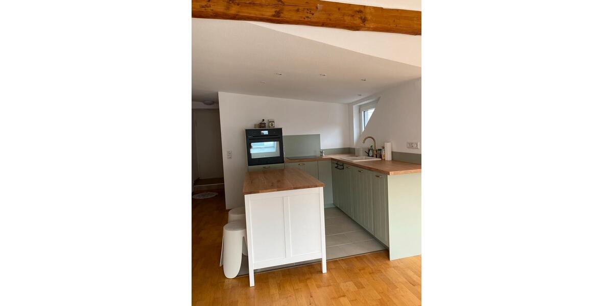 Dachgeschoßwohnung Düsseldorf Stadtbezirk 3 - 1 Zimmer, 48 m&sup2;, 990&euro; | Angebot:26021723