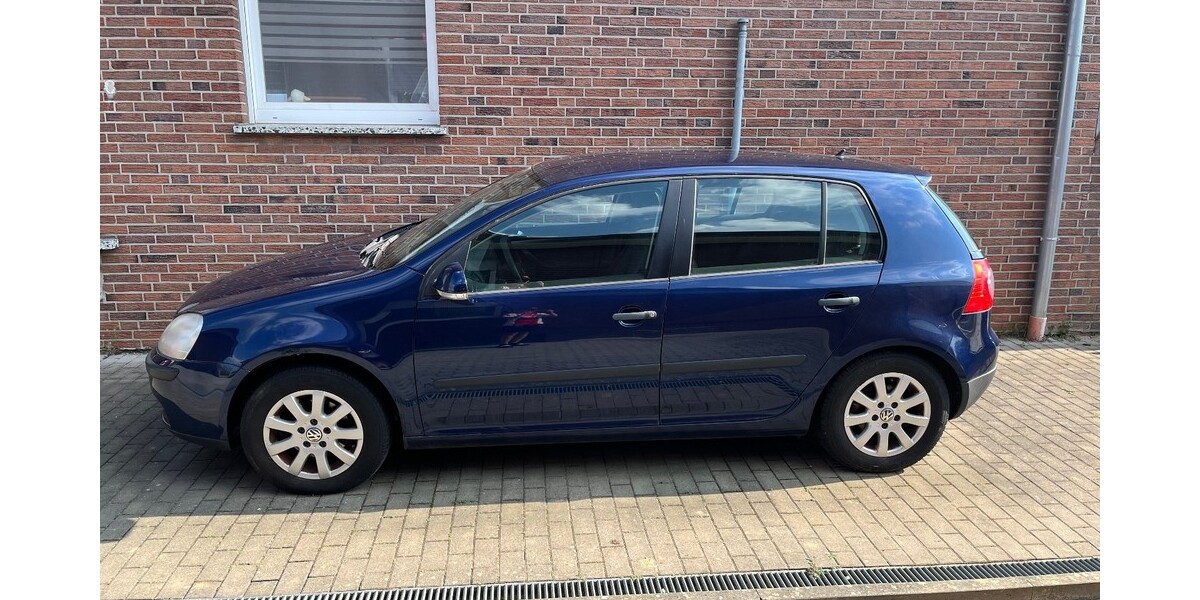 VW Golf 1.6 FSI V 184.000 km 2.500 &euro; Wassenberg 41849