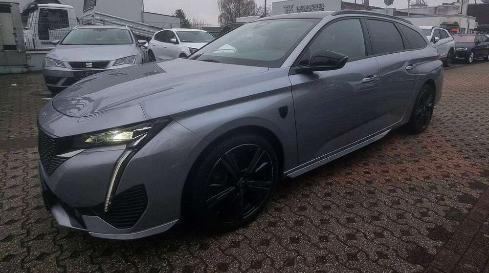 Peugeot 308 25.700 km 24.498 &euro; Mönchengladbach 41063