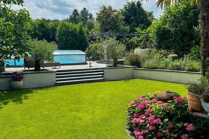 Haus Neuss Reuschenberg - 9 Zimmer, 390 m&sup2;, 1.750.000&euro; | Angebot:24559184