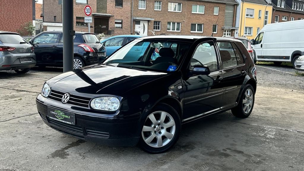 VW Golf 174.369 km 2.990 &euro; Mönchengladbach 41238