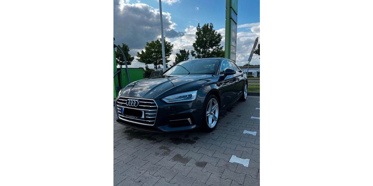 Audi A5 170.000 km 18.999 &euro; Düsseldorf 40229