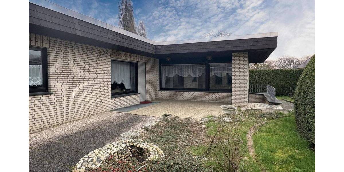 Bungalow Moers Kapellen-Mitte - 5 Zimmer, 121 m&sup2;, 425.000&euro; | Angebot:25984255