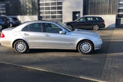 Mercedes-Benz E 240 239.600 km 3.490 &euro; Hückelhoven 41836