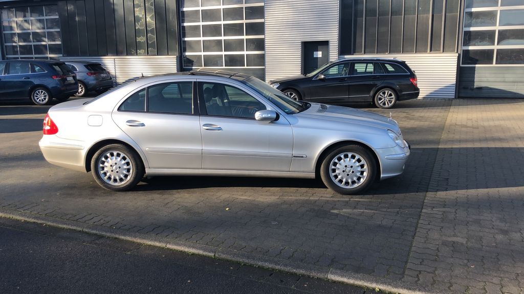 Mercedes-Benz E 240 239.600 km 3.490 &euro; Hückelhoven 41836