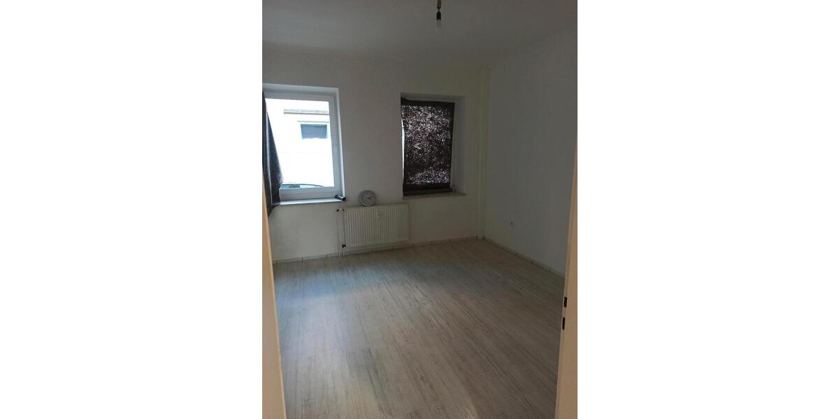 Erdgeschoßwohnung Krefeld Cracau - 2 Zimmer, 45 m&sup2;, 700&euro; | Angebot:25789887