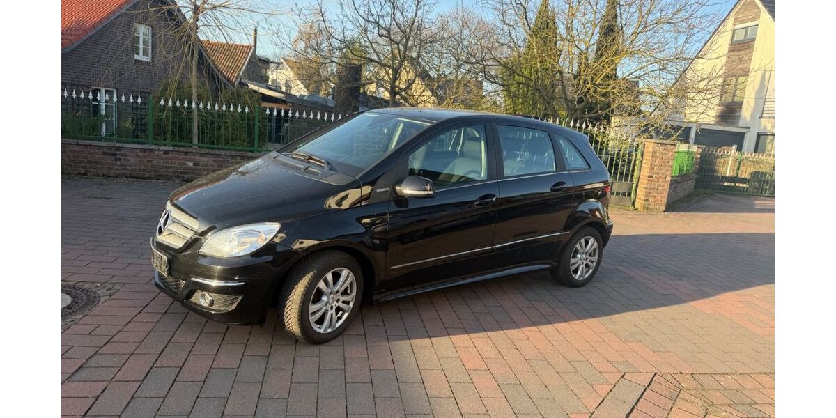 Mercedes-Benz B 160 110.000 km 5.999 &euro; Willich 47877