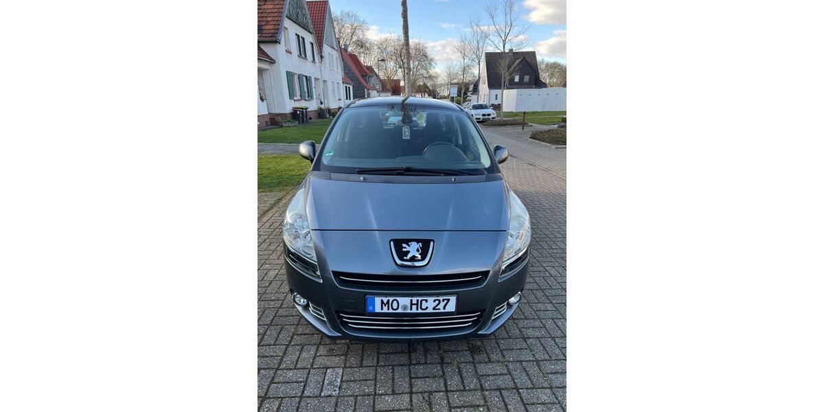 Peugeot 5008 136.000 km 5.750 &euro; Kamp-Lintfort 47475