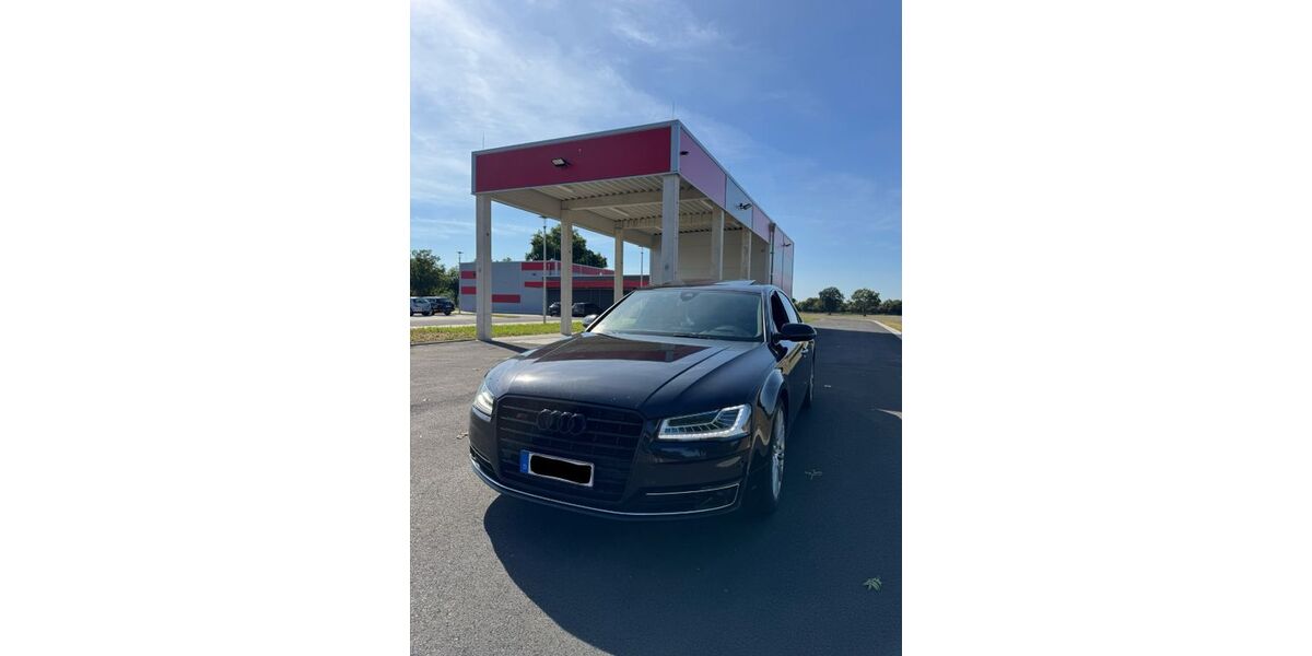 Audi A8 190.000 km 22.900 &euro; Heinsberg 52525