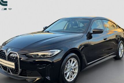 BMW i4 32.537 km 35.900 &euro; Nettetal 41334