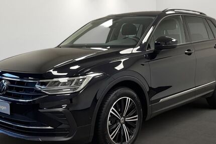 VW Tiguan 15.965 km 26.990 &euro; Düsseldorf 40233