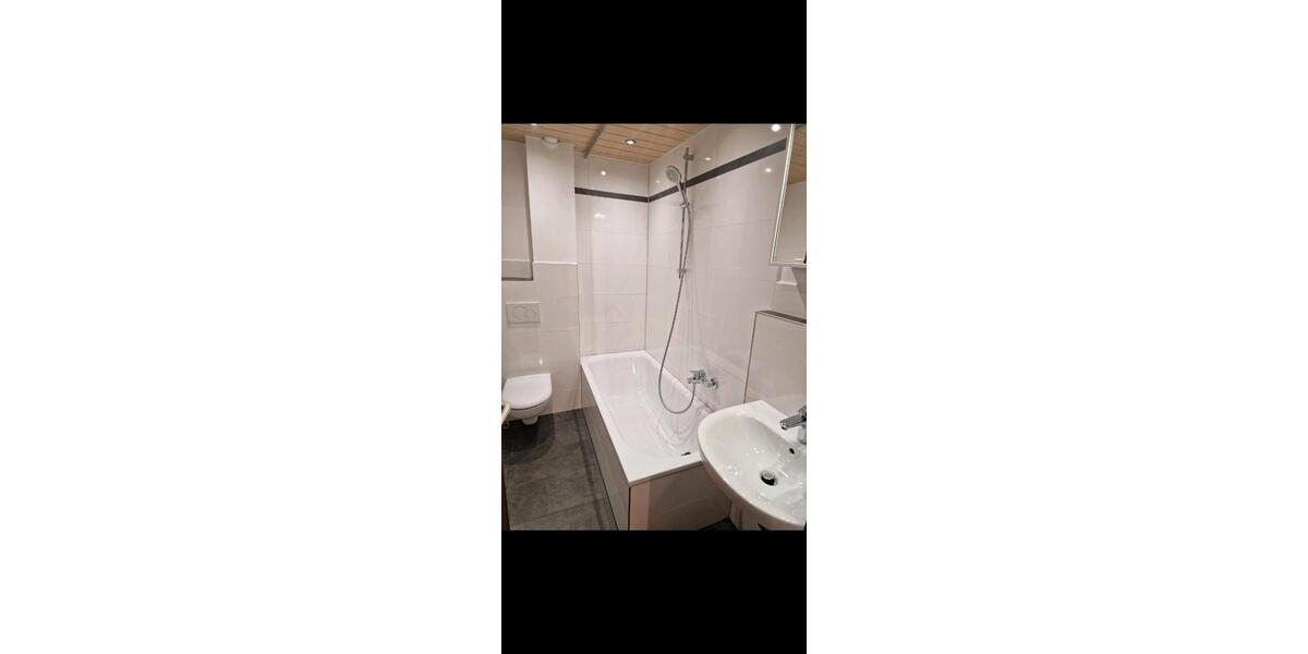 Dachgeschoßwohnung Korschenbroich - 4 Zimmer, 80 m&sup2;, 660&euro; | Angebot:26549863