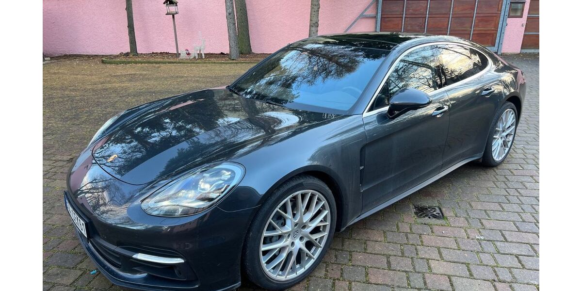 Porsche Panamera 92.000 km 67.500 &euro; Mönchengladbach 41199