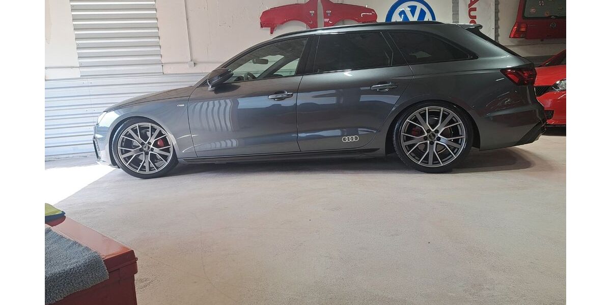 Audi A4 8.400 km 37.890 &euro; Wegberg 41844