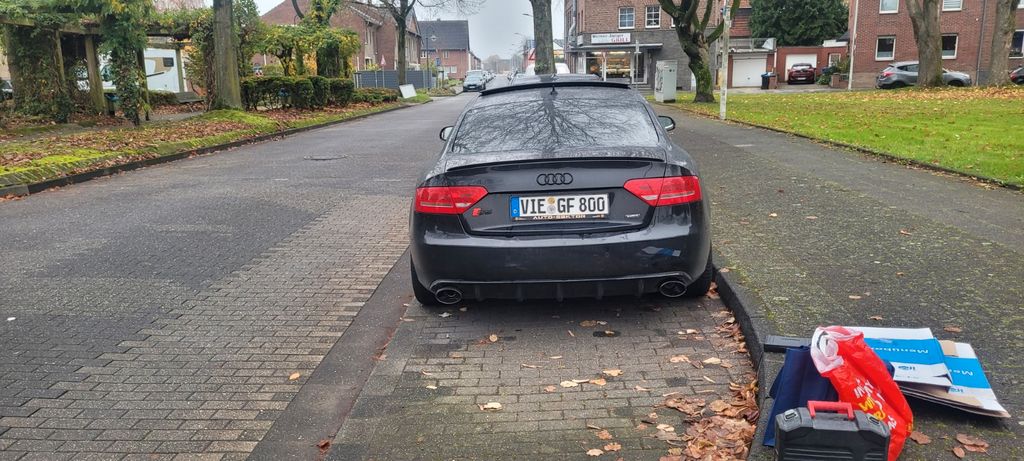 Audi A5 243.000 km 8.800 &euro; Nettetal 41334