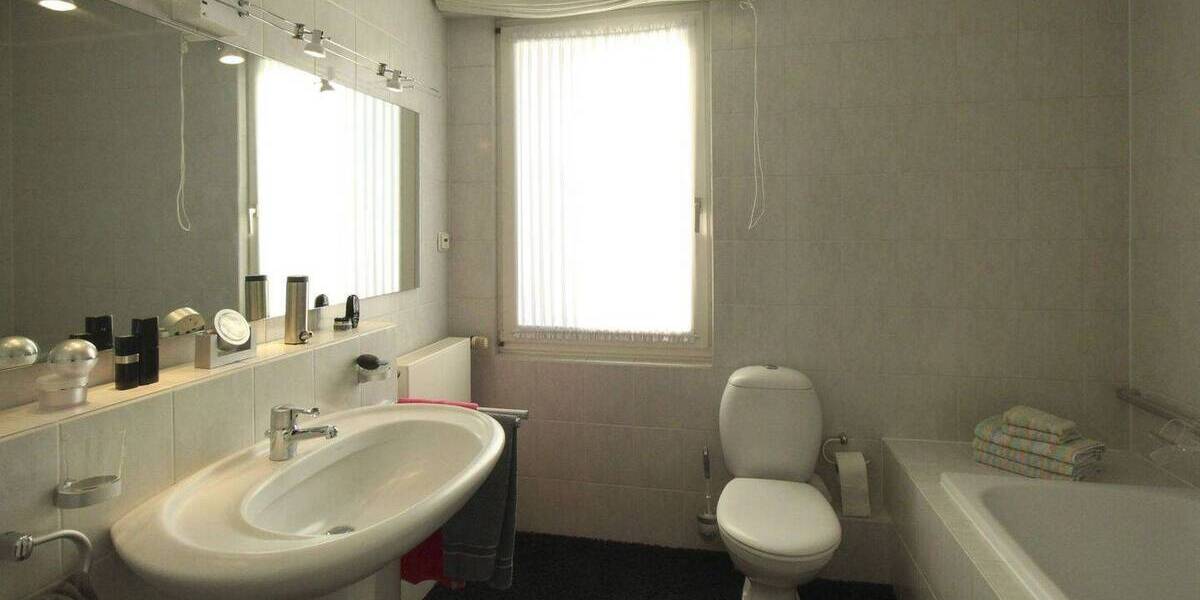 Einfamilienhaus Moers Hülsdonk - 5 Zimmer, 375.000&euro; | Angebot:26037206