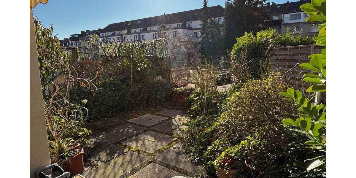 Etagenwohnung Krefeld Cracau - 3 Zimmer, 95 m&sup2;, 189.000&euro; | Angebot:25741183