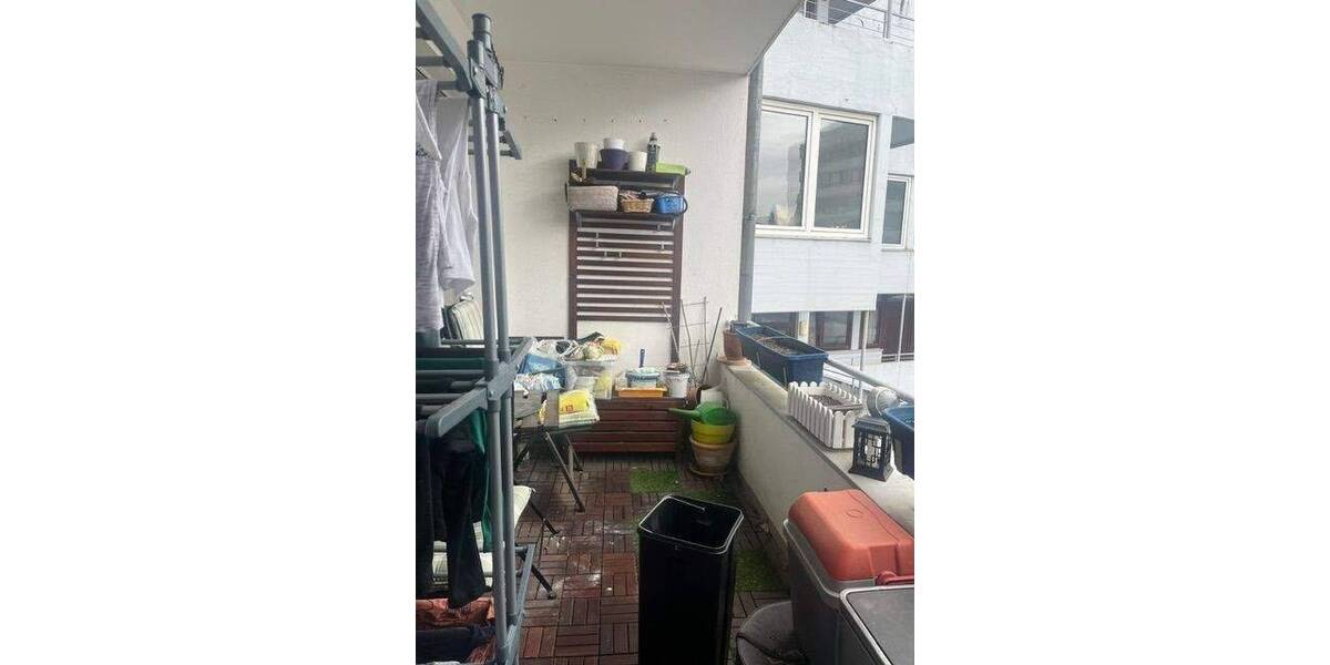 Etagenwohnung Düsseldorf Derendorf - 3 Zimmer, 92 m&sup2;, 1.150&euro; | Angebot:26886910