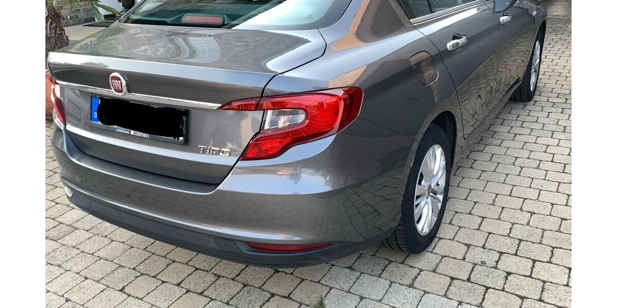 Fiat Tipo 129.000 km 5.990 &euro; Neuss 41464