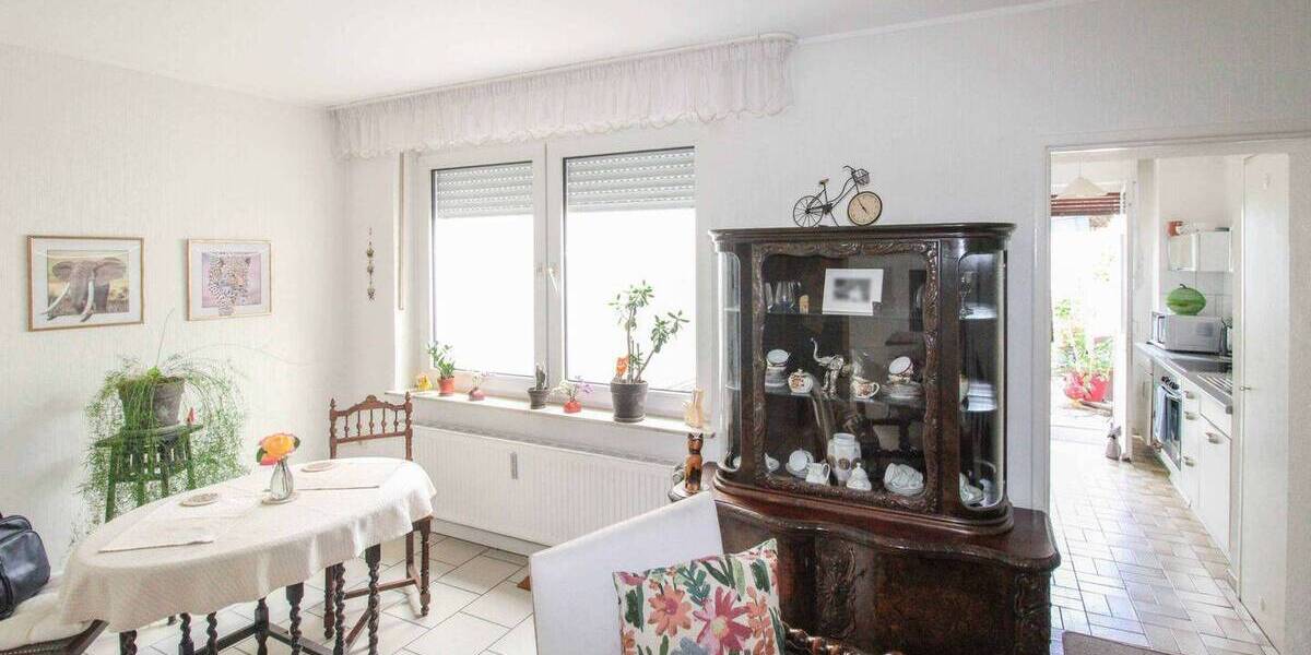 Mehrfamilienhaus, Wohnhaus Mönchengladbach Stadtmitte - 1 Zimmer, 244.000&euro; | Angebot:26929766