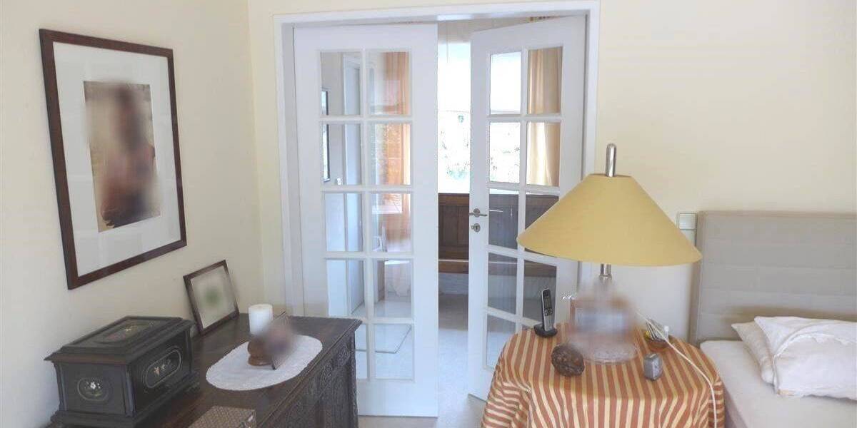 Etagenwohnung Krefeld Cracau - 6 Zimmer, 193 m&sup2;, 379.000&euro; | Angebot:25686084