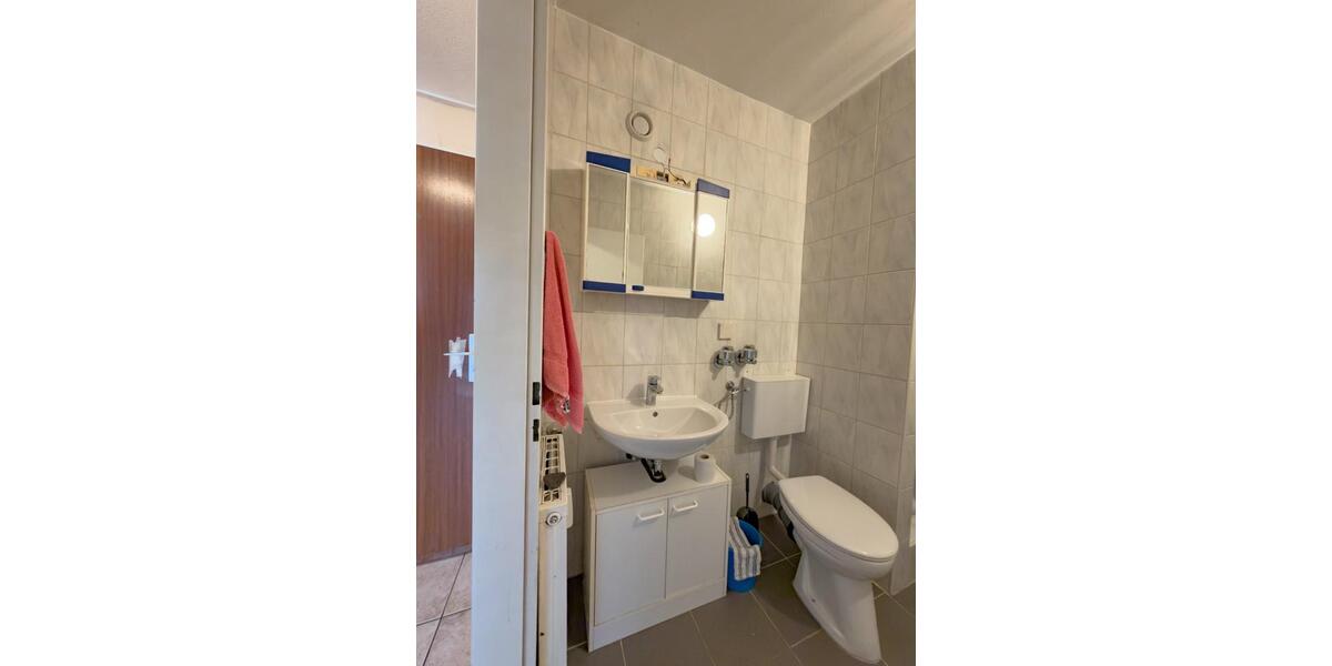 Etagenwohnung Neuss - 1 Zimmer, 33 m&sup2;, 110.000&euro; | Angebot:25873907