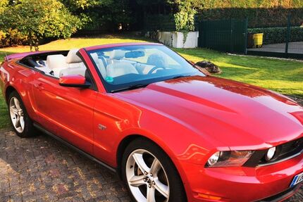 Ford Mustang 87.800 km 22.900 &euro; Nettetal 41334