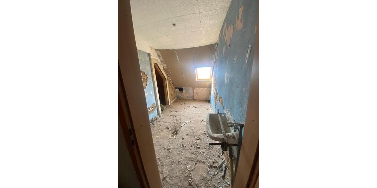 Doppelhaushälfte Geldern - 6 Zimmer, 137 m&sup2;, 26.500&euro; | Angebot:24307582