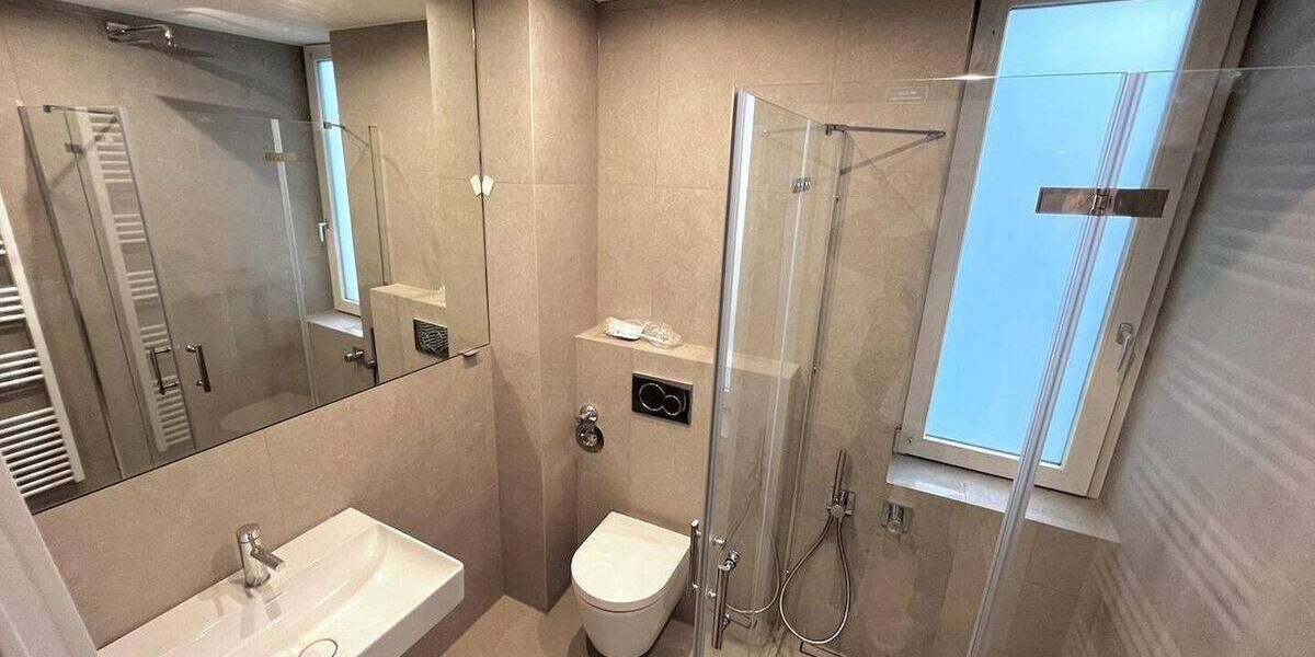 Etagenwohnung Düsseldorf Derendorf - 2 Zimmer, 65 m&sup2;, 1.220&euro; | Angebot:26890734