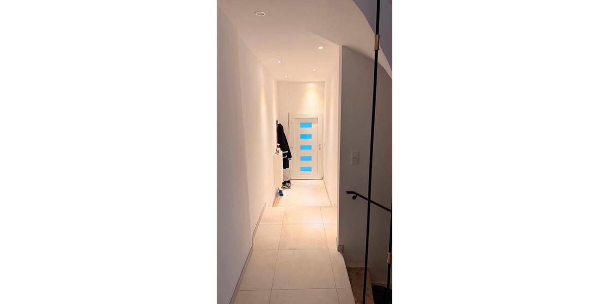 Reihenhaus Krefeld Gellep-Stratum - 4 Zimmer, 110 m&sup2;, 1.550&euro; | Angebot:25767927