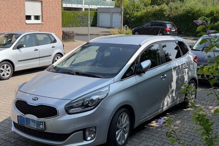 Kia Carens 131.800 km 9.900 &euro; Mönchengladbach 41069