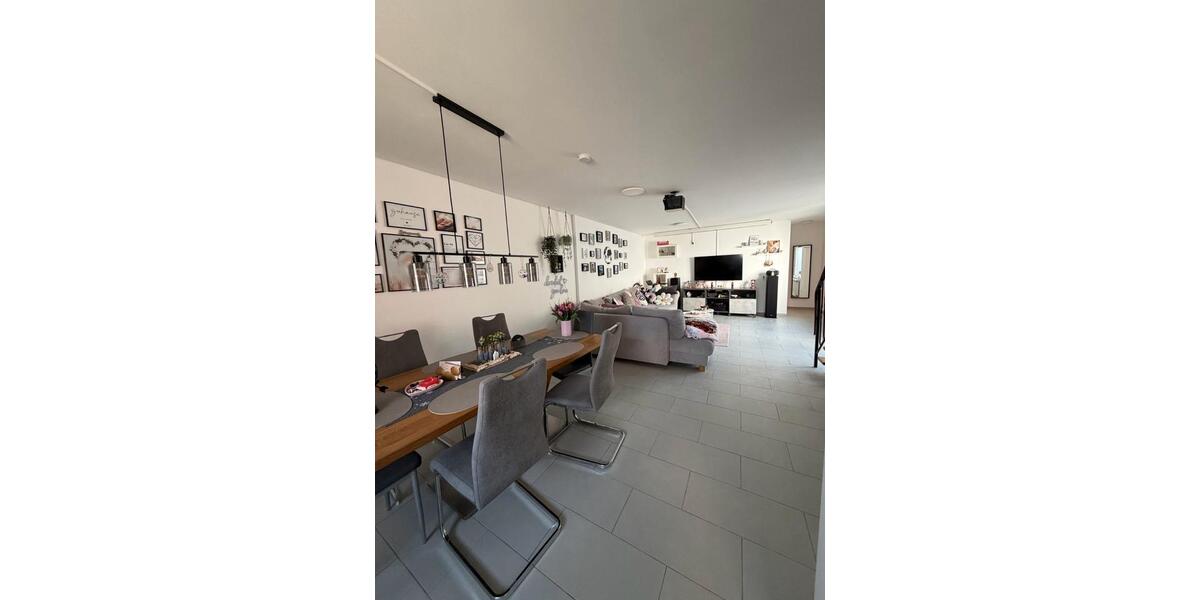 Doppelhaushälfte Wegberg - 3 Zimmer, 105 m&sup2;, 920&euro; | Angebot:26591874