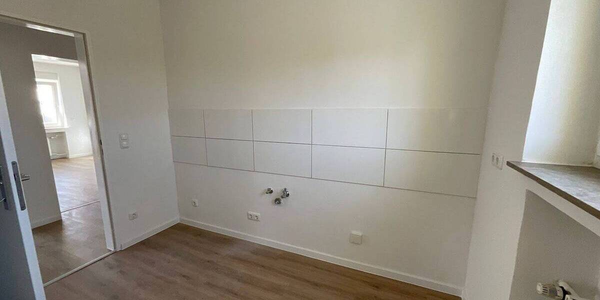 Etagenwohnung Grevenbroich Stadtmitte - 3 Zimmer, 71 m&sup2;, 599&euro; | Angebot:26912859