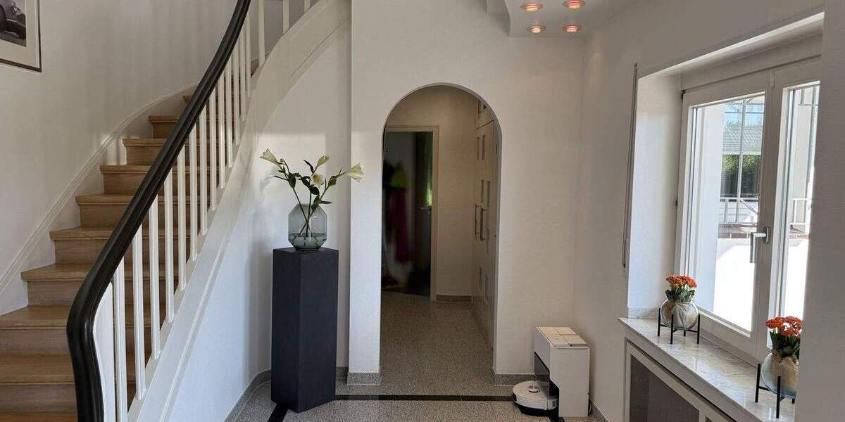 Einfamilienhaus Mönchengladbach Odenkirchen - 7 Zimmer, 320 m&sup2;, 1.150.000&euro; | Angebot:25669263