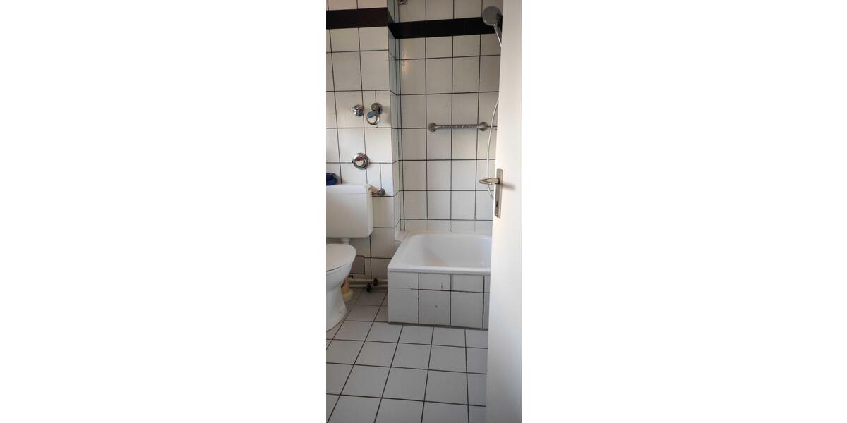 Terrassenwohnung Mönchengladbach Nord - 1 Zimmer, 42 m&sup2;, 95.000&euro; | Angebot:25285213