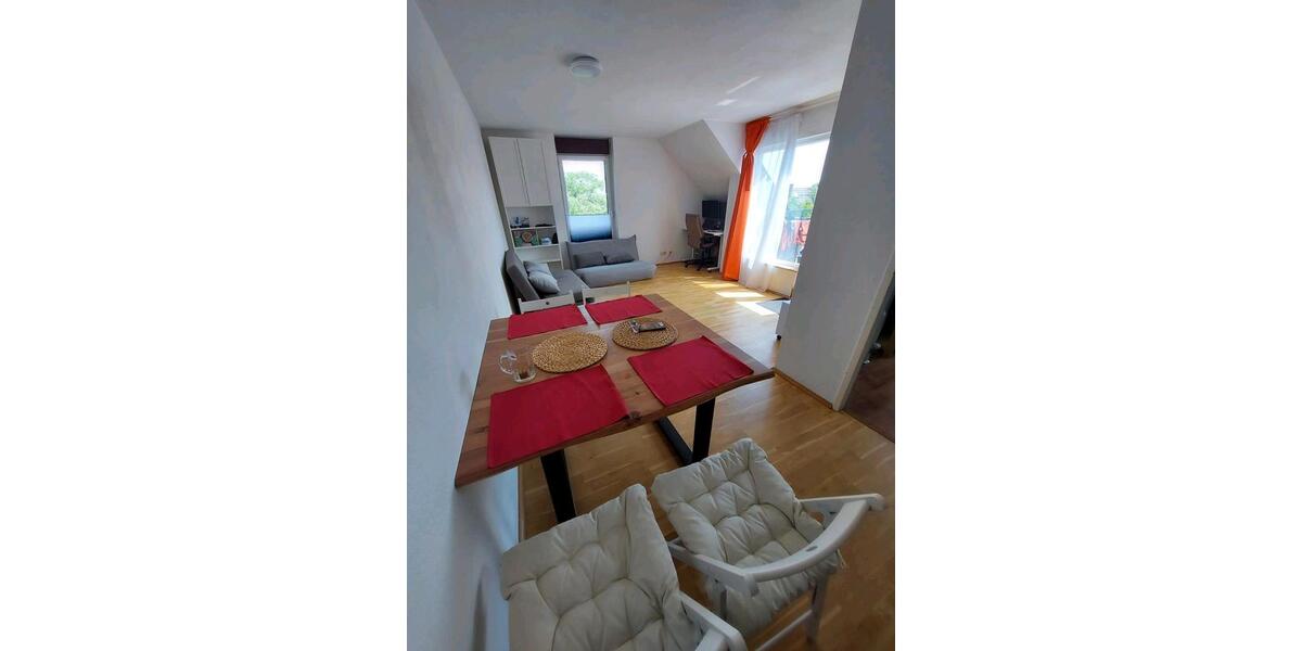 Dachgeschoßwohnung Mönchengladbach Ost - 2 Zimmer, 58 m&sup2;, 150.000&euro; | Angebot:25794377