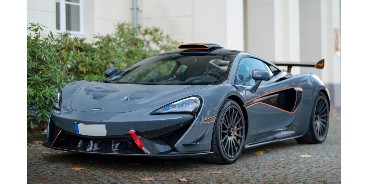 McLaren 620R 4.500 km 259.900 &euro; Neuss 41464