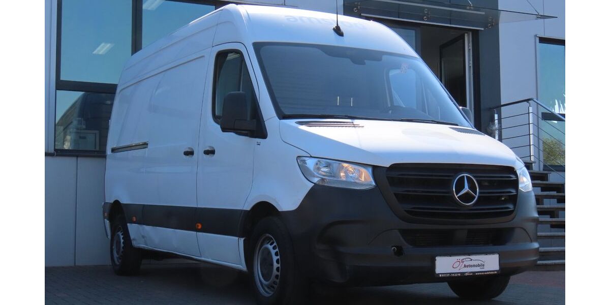 Mercedes-Benz Sprinter 156.962 km 19.900 &euro; Neuss 41469