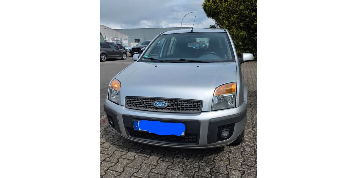 Ford Fusion 132.000 km 3.700 &euro; Mönchengladbach 41236