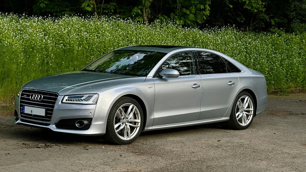 Audi A8 168.000 km 28.900 &euro; Neukirchen-Vluyn 47506