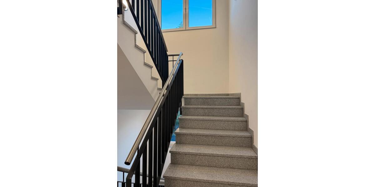 Etagenwohnung Düsseldorf Stadtbezirk 6 - 2 Zimmer, 100 m&sup2;, 19&euro; | Angebot:24312453