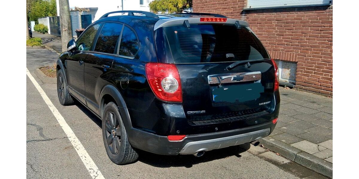 Chevrolet Captiva 295.456 km 4.350 &euro; Meerbusch 40668
