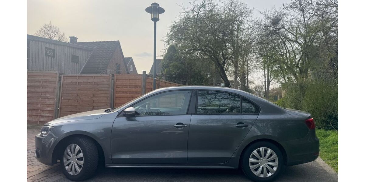 VW Jetta 195.000 km 4.250 &euro; Kempen 47906