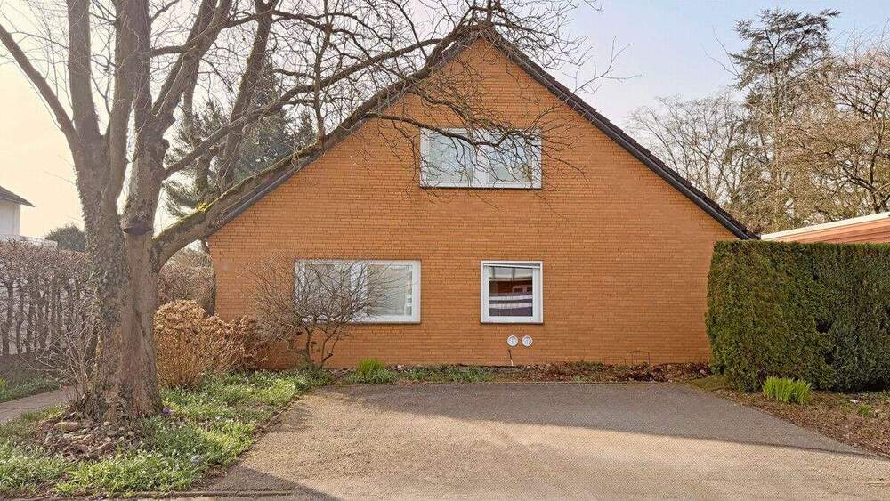Einfamilienhaus Moers Utfort - 5 Zimmer, 203 m&sup2;, 379.000&euro; | Angebot:25684460