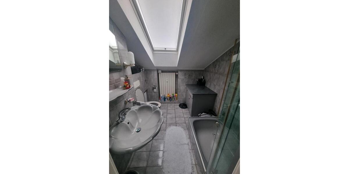 Dachgeschoßwohnung Düsseldorf Stadtbezirk 2 - 2 Zimmer, 66 m&sup2;, 1.056&euro; | Angebot:26013851