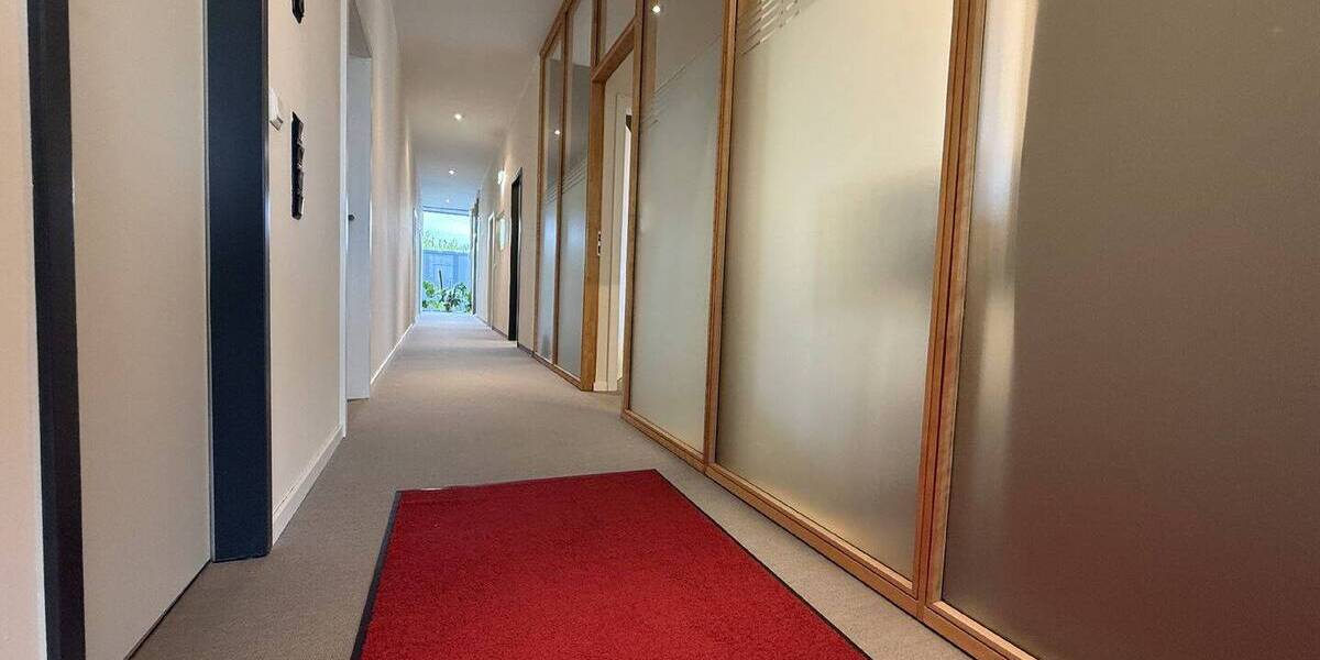 Gewerbeobjekt Kempen - 8 Zimmer, 240 m&sup2;, 2.200&euro; | Angebot:26568483