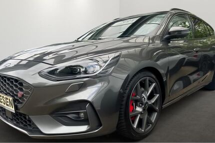 Ford Focus 94.900 km 19.450 &euro; Viersen 41747