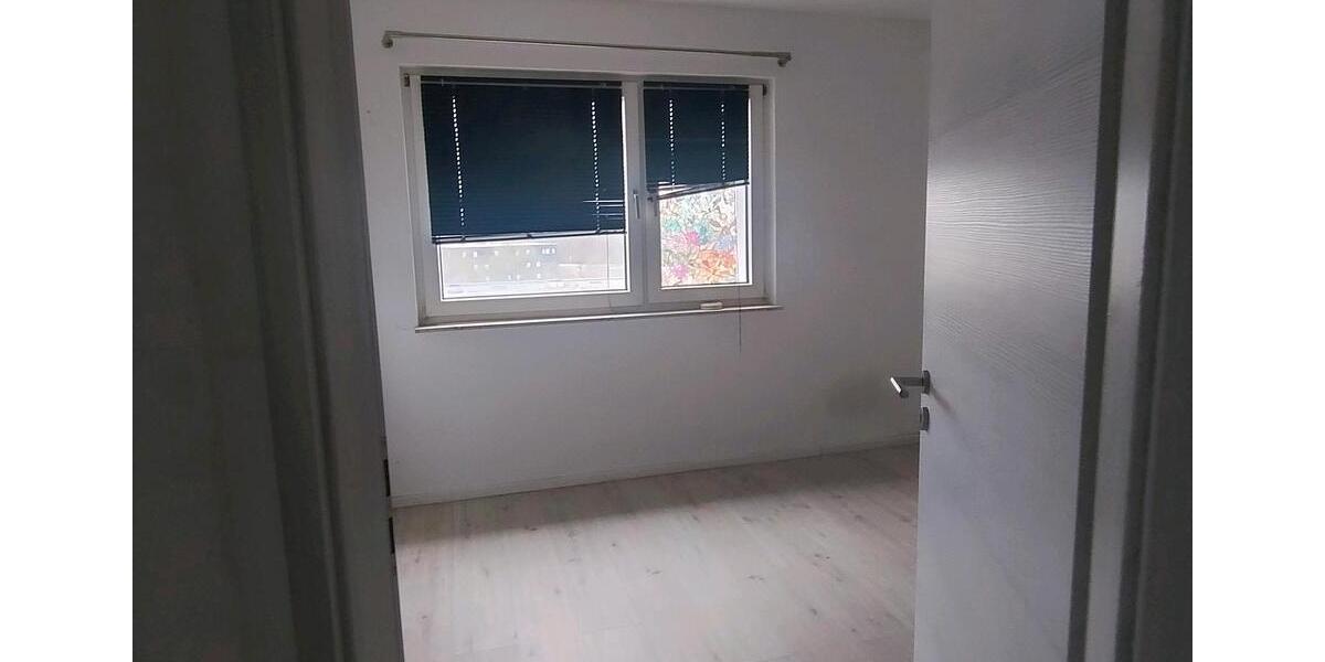 Etagenwohnung Kamp-Lintfort Lintfort - 3 Zimmer, 76 m&sup2;, 118.000&euro; | Angebot:25639794