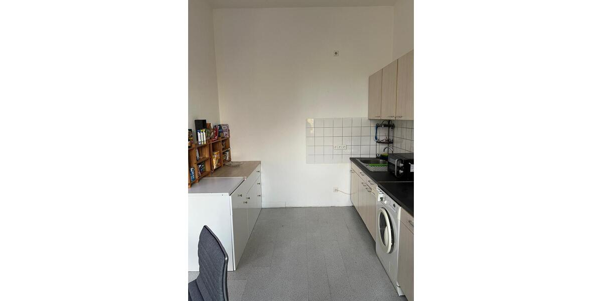 Etagenwohnung Mönchengladbach Süd - 2 Zimmer, 75 m&sup2;, 620&euro; | Angebot:25987297