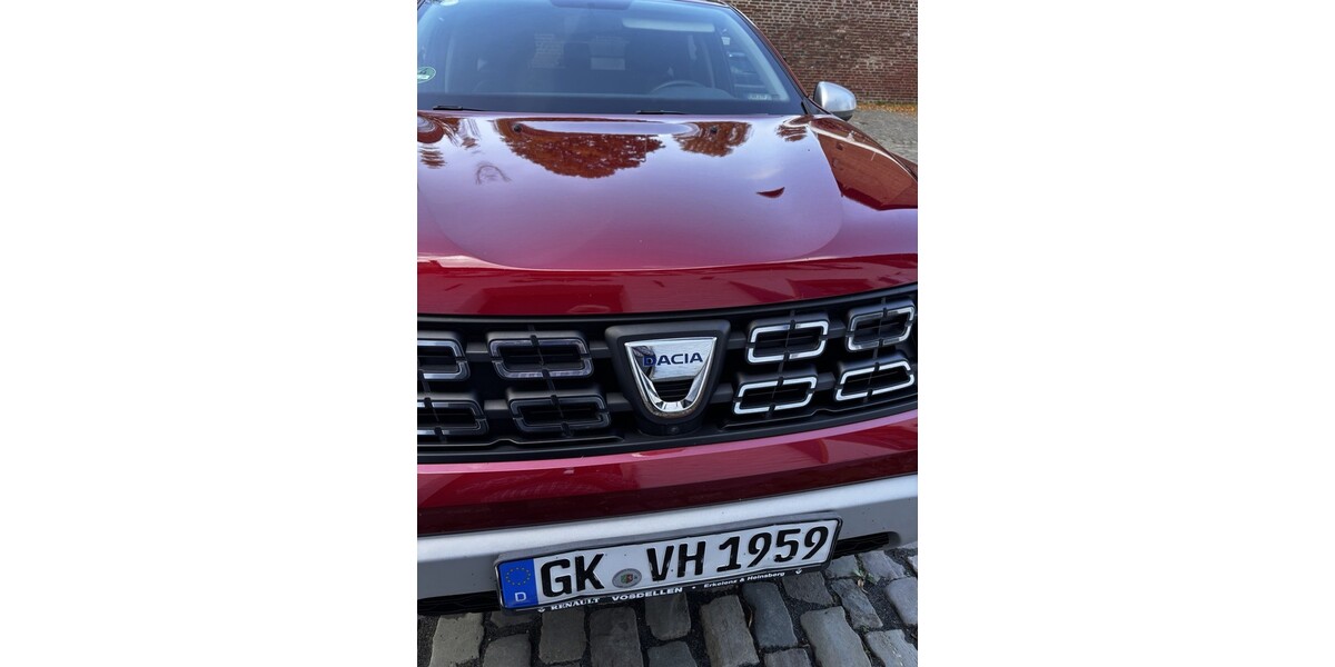 Dacia Duster 77.000 km 12.900 &euro; Erkelenz 41812